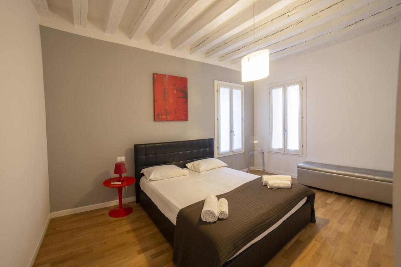 Appartamento Rialto Suite, Due