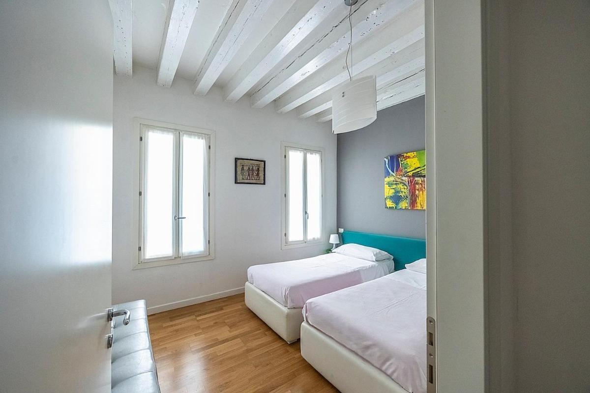 Rialto Suite, Due * Venezia
