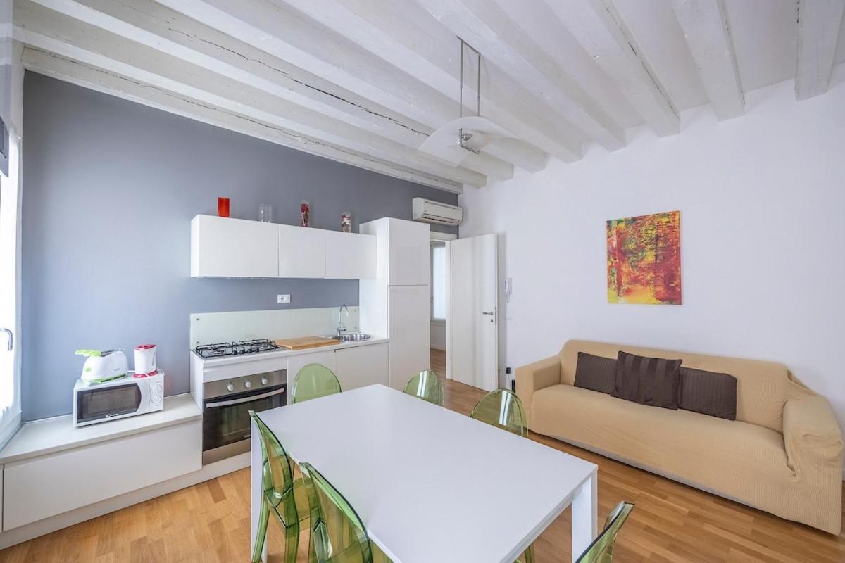 Rialto Suite, Due * Venezia